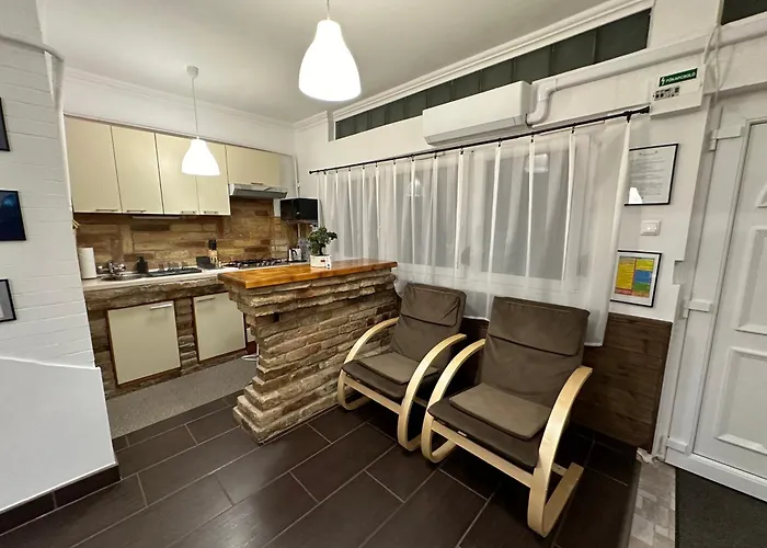 Central Apartman Mako Lägenhet *